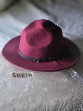 SHEIN Maroon Felt Wide-Brim Fedora with Black Band